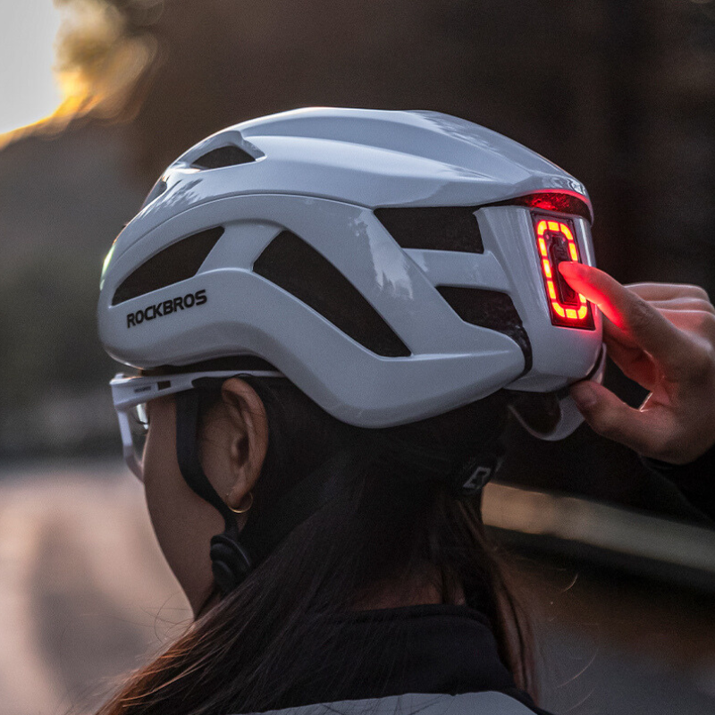 Capacete para ciclismo - Light - RB